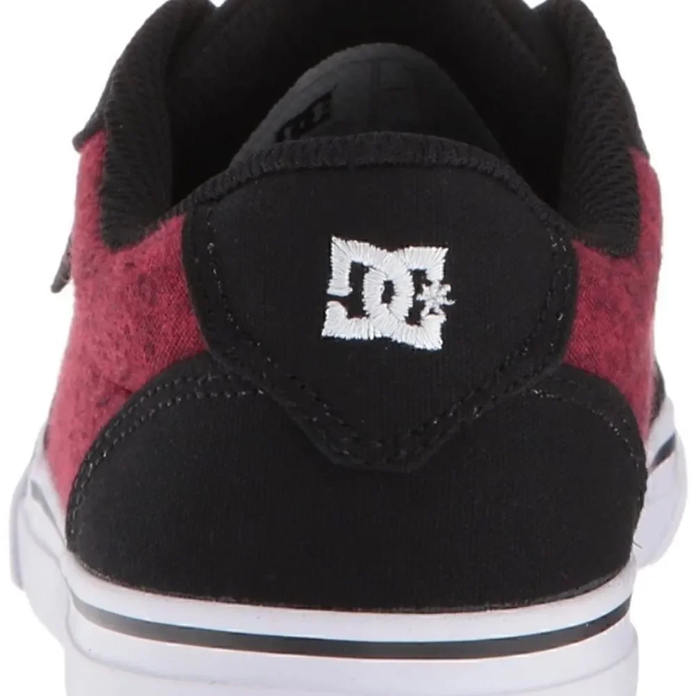 DC kid’s Anvil TX SE Sneaker